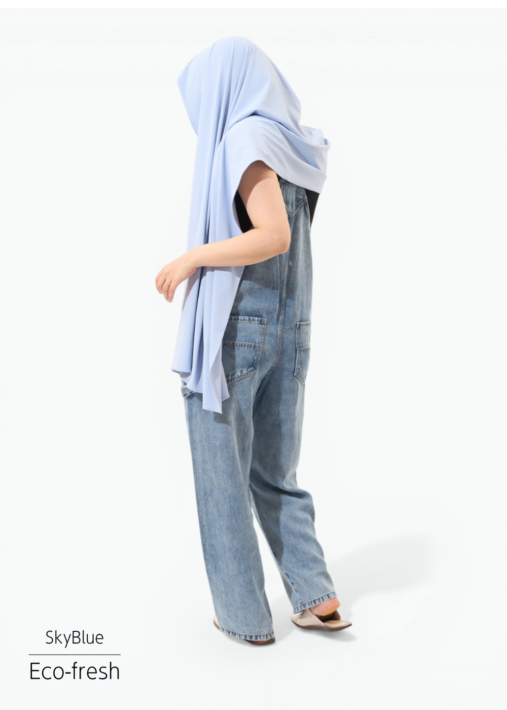 ECO-FRESH wet cooling scarf detail – up to 10°C below ambient temperature Japan-made