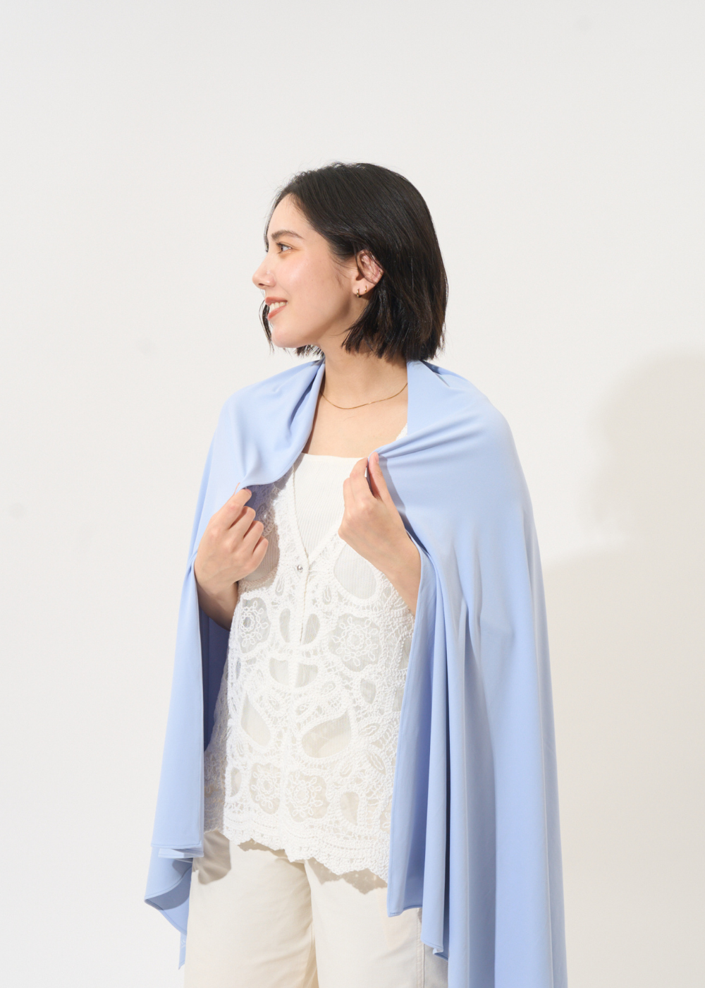 ECO-FRESH cooling scarf lifestyle – outdoor use with powerful evaporative cooling effect