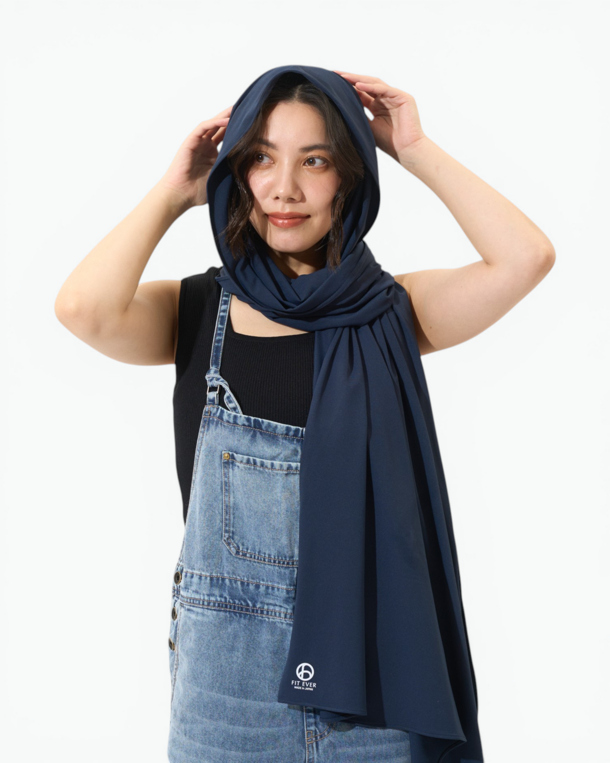 ECO-FRESH cooling wrap close-up – UPF50+ UV protection and evaporative cooling detail